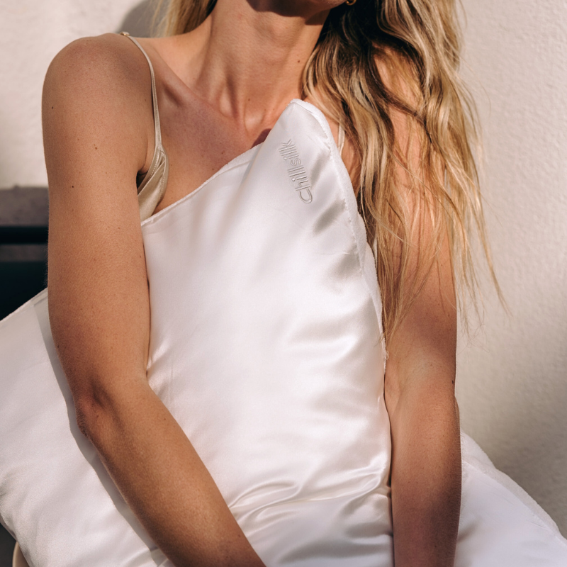 Taie d'oreiller en soie et microfibre