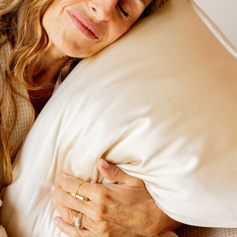 Taie d'oreiller en soie et microfibre